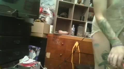 Snapshot of dylanjowelch chatting on 8, 1, 2025 Aurora online show from 8, 1, 2025