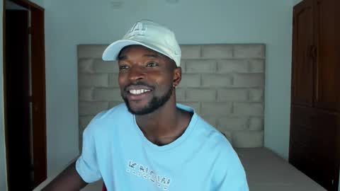 Dylan Taylor online show from 7, 11, 2025