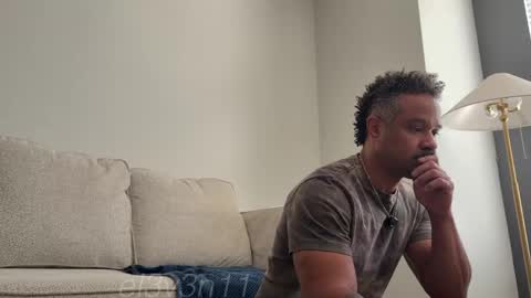 Snapshot of e13ven11 chatting on 23, 5, 2026 Formally known as Virus of Life online show from 23, 5, 2026