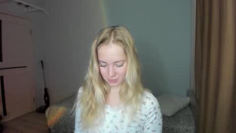 Snapshot of e___lisa chatting on 20, 2, 2026 fansly - yourbestbaby online show from 20, 2, 2026