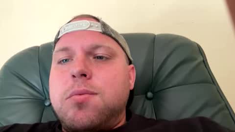 eaglebabyyy online show from 18, 10, 2025