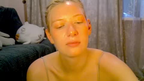 Snapshot of earn_my_lily chatting on 3, 7, 2026 Lily online show from 3, 7, 2026
