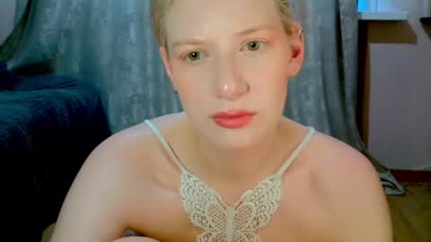 Snapshot of earn_my_lily chatting on 4, 7, 2026 Lily online show from 4, 7, 2026