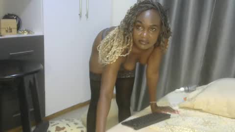 east_queen online show from 9, 1, 2025