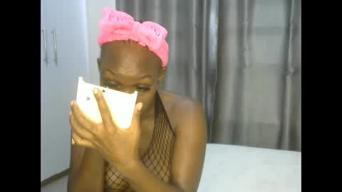 east_queen online show from 14, 2, 2025