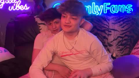 Snapshot of eastinwestin chatting on 27, 2, 2026 eastinwestin online show from 27, 2, 2026