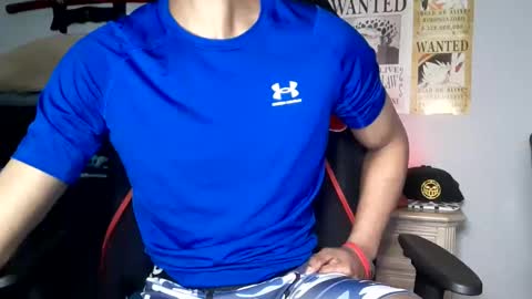 TWITTER   INSTAGRAM    easybreezy20   ONLINE 1230 AM TO 7AM online show from 19, 4, 2026