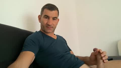 Snapshot of easystyle1 chatting on 2, 6, 2026 Andrew online show from 2, 6, 2026