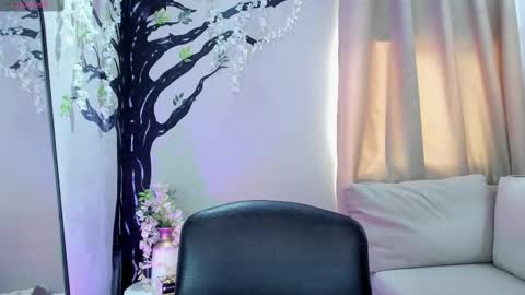      online show from 14, 9, 2025