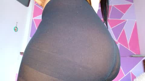 Snapshot of ebony_alika chatting on 11, 12, 2024 Alika Ashanti online show from 11, 12, 2024