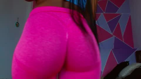 Snapshot of ebony_alika chatting on 24, 12, 2024 Alika Ashanti online show from 24, 12, 2024