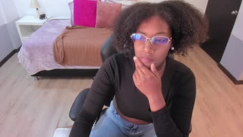 ebony_fantasy2 online show from 10, 4, 2026