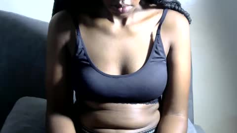 ebony_jinxmonroe online show from 10, 3, 2026