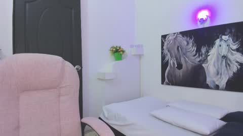 ebony_katterin online show from 22, 2, 2025