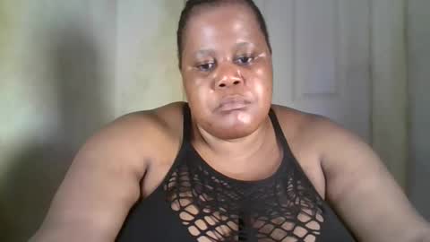 ebony_magixs online show from 27, 10, 2025