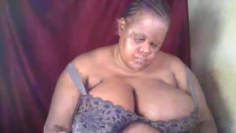 ebony_magixs online show from 30, 10, 2025