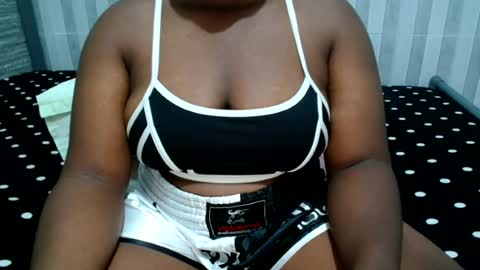 Snapshot of ebony_sabrina chatting on 18, 6, 2026 Sabrina online show from 18, 6, 2026