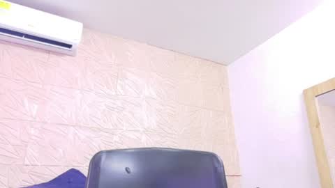 MILENA online show from 5, 7, 2026