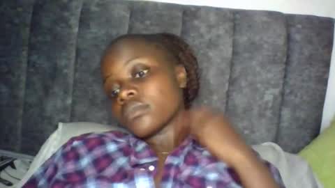 Snapshot of ebony_tasha chatting on 6, 1, 2026 tasha online show from 6, 1, 2026