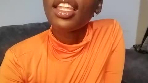 Ebony Melanie online show from 6, 3, 2025