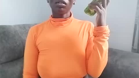 Ebony Melanie online show from 10, 3, 2025