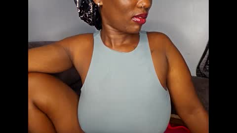 Ebony Melanie online show from 12, 10, 2025