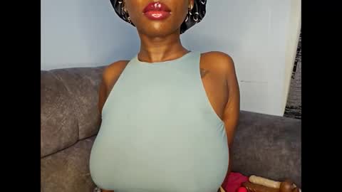 Ebony Melanie online show from 23, 10, 2025