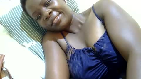 Snapshot of ebonychery chatting on 17, 5, 2026 ebonychery online show from 17, 5, 2026
