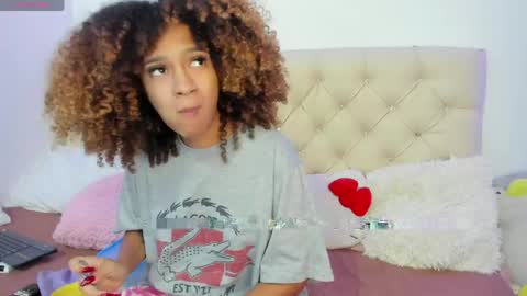 Snapshot of ebonygoddes03 chatting on 18, 4, 2026 Queen Ebony online show from 18, 4, 2026