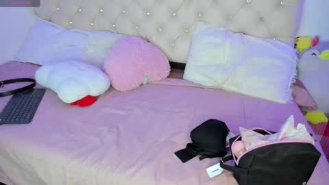 Snapshot of ebonygoddes03 chatting on 24, 4, 2026 Queen Ebony online show from 24, 4, 2026