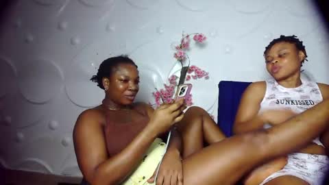 Snapshot of ebonykissxx chatting on 17, 6, 2026 ebonykissxx online show from 17, 6, 2026