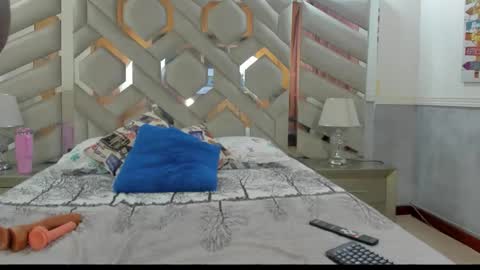 ebonysquirtcol online show from 10, 1, 2026