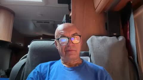 Snapshot of eddelmar chatting on 6, 6, 2026 eddelmar online show from 6, 6, 2026