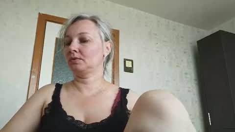 Snapshot of edithmanning chatting on 10, 7, 2026 edithmanning online show from 10, 7, 2026