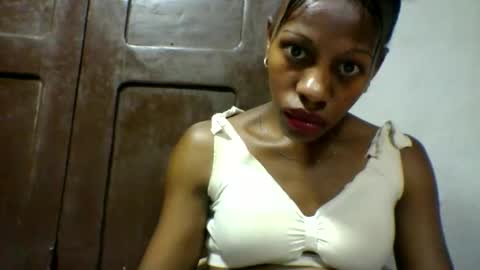 Snapshot of edwige770943 chatting on 15, 5, 2026 edwige770943 online show from 15, 5, 2026