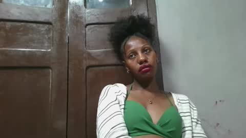 Snapshot of edwige770943 chatting on 21, 5, 2026 edwige770943 online show from 21, 5, 2026