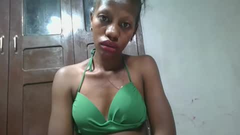 Snapshot of edwige770943 chatting on 24, 5, 2026 edwige770943 online show from 24, 5, 2026