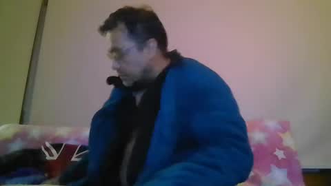 Snapshot of edwill13 chatting on 21, 7, 2026 EdM online show from 21, 7, 2026