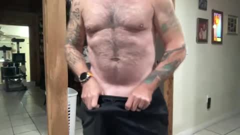 Snapshot of eevilempire chatting on 5, 1, 2025 Harley Biker online show from 5, 1, 2025