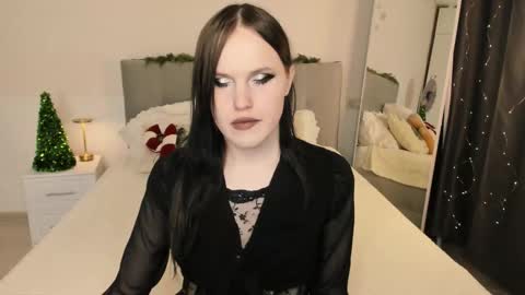 Effie Mur online show from 9, 1, 2026