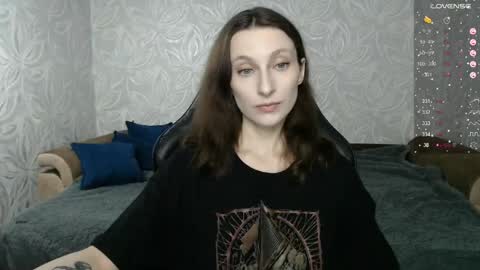 Snapshot of effy_gray chatting on 28, 4, 2026 Anna online show from 28, 4, 2026