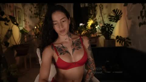 Effy online show from 19, 5, 2026