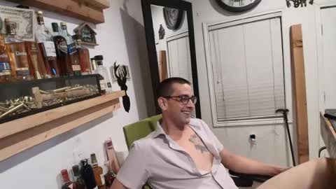 Snapshot of eguevara555500 chatting on 16, 7, 2026 SilverBulture online show from 16, 7, 2026