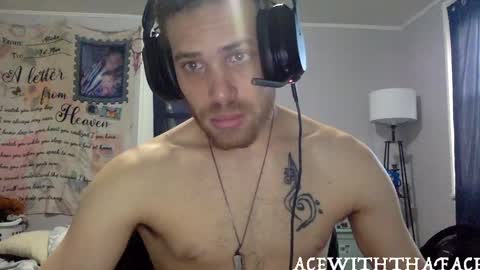 Snapshot of ehusband chatting on 18, 5, 2026 Ace Wit Da Face online show from 18, 5, 2026