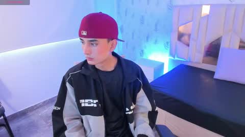eidan_tay online show from 19, 5, 2026