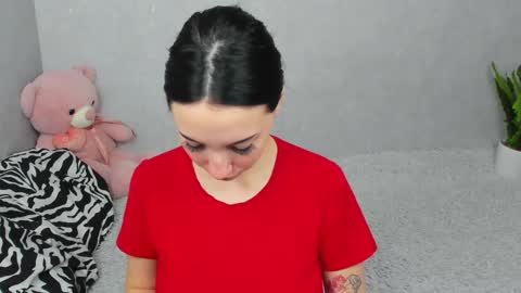 eileenmoores online show from 9, 1, 2026