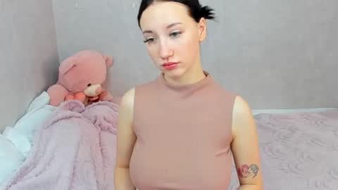 eileenmoores online show from 20, 2, 2026