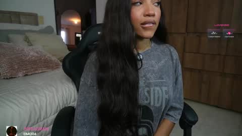 eimi   online show from 19, 4, 2026