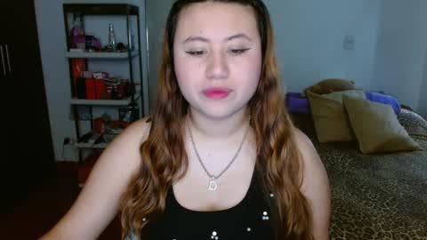 EIMY   MODEL INDEPENDENT online show from 3, 12, 2024