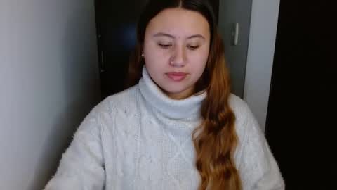 EIMY   MODEL INDEPENDENT online show from 25, 2, 2025